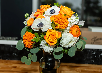 Persimmon Petals - Hartford, CT Florists - Bouquet Image