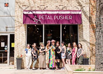 Green Bay Florists Petal Pusher