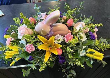 Petals & Pickin's Rockford Florists