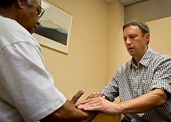 Greensboro Orthopedics Peter Dalldorf, MD - GUILFORD ORTHOPAEDIC AND SPORTS MEDICINE CENTER