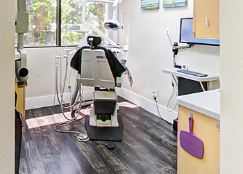 Garden Grove Cosmetic Dentists Peter H. Dang, DDS - PRECISION DENTAL