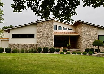 Des Moines Painters Peterson Painting