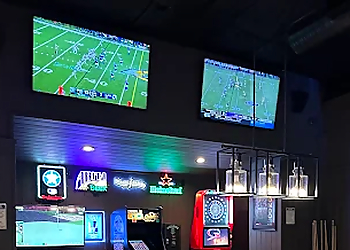 Pete's On Johnston - Lafayette, LA Sports Bars - Service Highlights