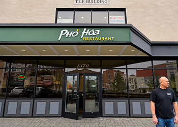 Pho Hoa Restaurant - Boston, MA Vietnamese Restaurants - Restaurant Exterior Image