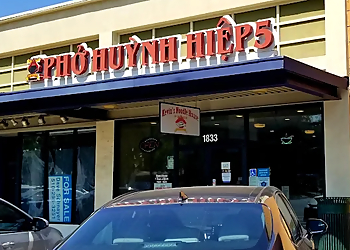 Pho Huynh Hiep 5 - Kevin's Noodle House - Concord, CA Vietnamese Restaurants - Restaurant Exterior Image
