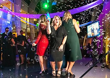 Columbus Photo Booth Companies PhotoSnap Photo Booth Rentals