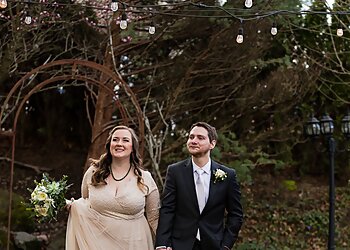 Portland Wedding Photographers Photography by Cambrae