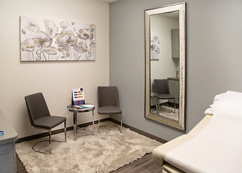 Temecula Plastic Surgeon Phuong M. Pham, MD - UNITED PLASTIC SURGERY