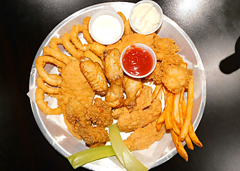 Pier 88 Boiling Seafood & Bar Independence Independence Seafood Restaurants image 1