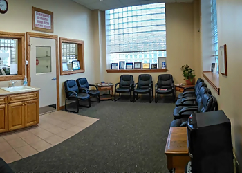 Pinkey's Capital Auto Body - Milwaukee, WI Auto Body Shops - Business Interior Image
