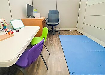 Chicago Occupational Therapists Pioneer Therapy