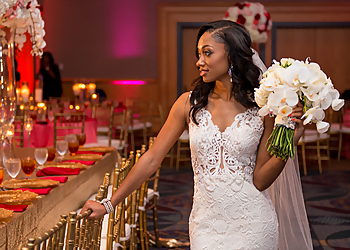 Pixel Outflow Studios - Birmingham, AL Wedding Photographers