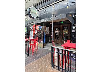 Cleveland Pizza Places Pizza 216