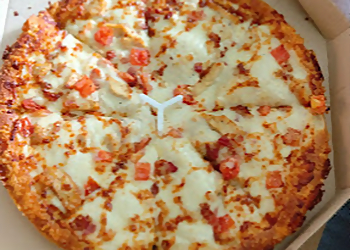Pizza Hut - Beaumont, TX Pizza Places - Dish Image