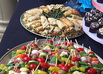 Pizzarageous Huntington Beach Caterers image 1