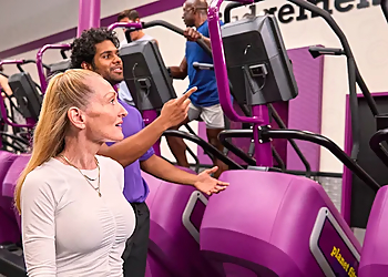 Planet Fitness - Fullerton, CA Gyms - Coaching Image