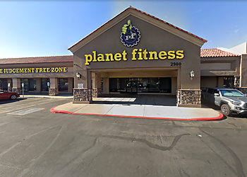 Planet Fitness Chandler Chandler Gyms image 1