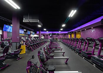 Planet Fitness El Paso  El Paso Gyms image 1