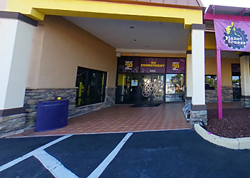 Planet Fitness St Petersburg St Petersburg Gyms image 1