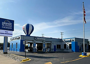 Detroit Car Wash Planet Oil Change & Car Wash Centers