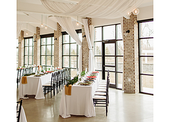 Sioux Falls Wedding Planners Plan to Party