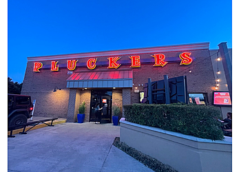 Plano Sports Bars Pluckers Wing Bar