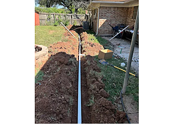 Plumber For Hire - Shreveport, LA Plumbers - Outdoor Work Image