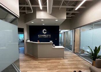 Kansas City Estate Planning Lawyers Polly Bartle Blomquist - COMPLETE ESTATE & PROBATE LAW, LLC