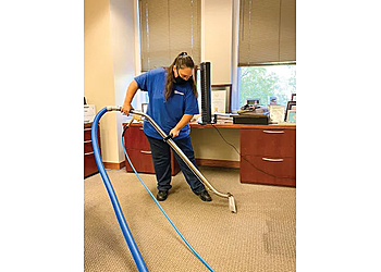 Pondsco Facility Services, LLC - Plano, TX Commercial Cleaning Services - Maintenance Service Image