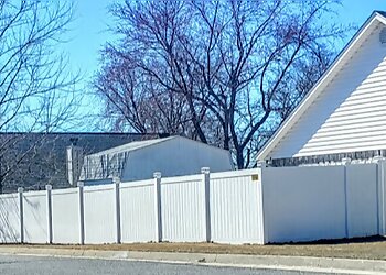 Oklahoma City Fencing Contractors Preferred Fence Solutions Inc.