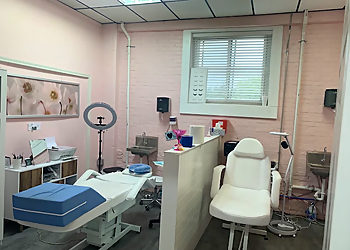 Premier Beauty Salon LLC - Louisville, KY Beauty Salons - Salon Interior Image