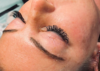 Premier Beauty Salon LLC - Louisville, KY Beauty Salons - Professional Highlights