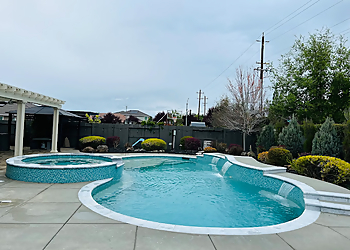 Sacramento Pool Services Premier Pool Service