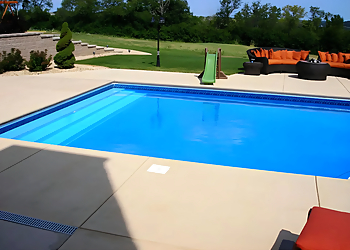 Milwaukee Pool Services Premier Pools