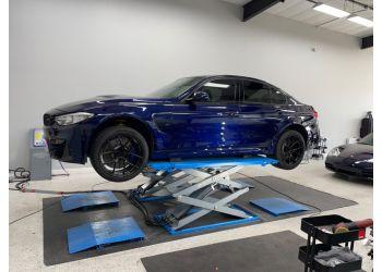 Tampa auto detailing service Presidential Automotive Detailing