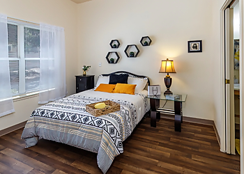 Henderson Assisted Living Facilities Vista Pointe at Mira Loma