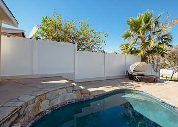 Pro Vinyl Fencing Burbank Fencing Contractors image 1