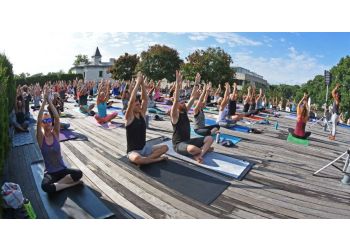 3 Best Yoga Studios in Richmond, VA - Expert Recommendations