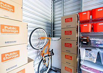 Public Storage - Kansas City, MO Storage Units - Business Interior Image