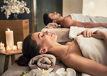 Huntington Beach Spas PureBliss Main St. Day Spa & Nails