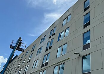 Pure Wave Exterior Cleaning LLC Gainesville Window Cleaners image 1
