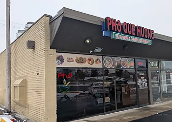 Que Huong Restaurant - Detroit, MI Vietnamese Restaurants - Restaurant Exterior Image