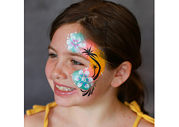 Queen Bee Face Painting LLC Des Moines Face Painting image 1