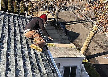 New York Gutter Cleaners RAPID Window and Gutter Cleaning, LLC
