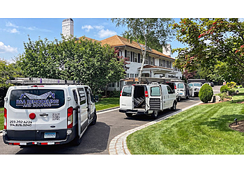 R&A Remodeling & Roofing - Stamford, CT Roofing Contractors - Truck Image