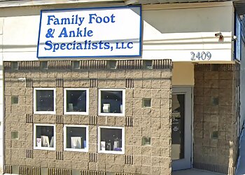 Bridgeport Podiatrists R. Daniel Davis, DPM - FAMILY FOOT & ANKLE SPECIALISTS, LLC