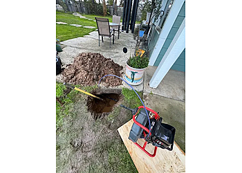 R.G Pumping Inc. - Corona, CA Septic Tank Services - Field Work Image