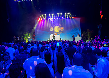 Hollywood Djs Rock with U Entertainment