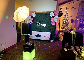 San Antonio Photo Booth Companies R & R Entertainment LLC