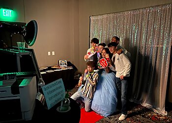 R & R Entertainment LLC  San Antonio Photo Booth Companies image 1